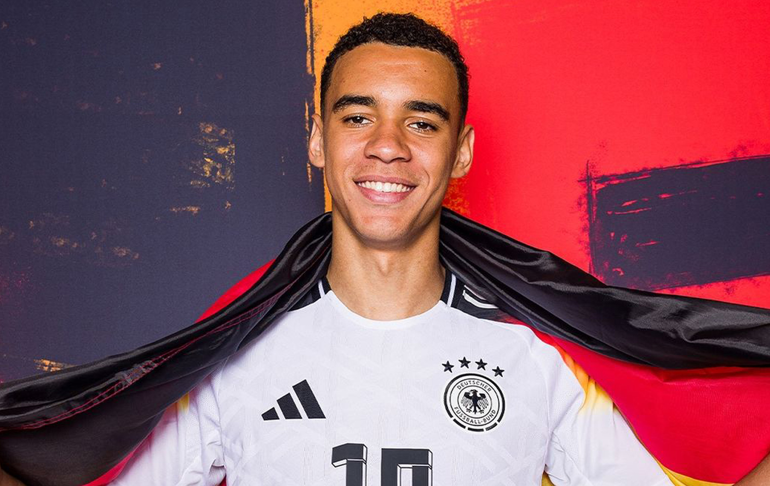 Hat Jamal Musiala Eine Freundin Oder Ist Der Dfb Star Single