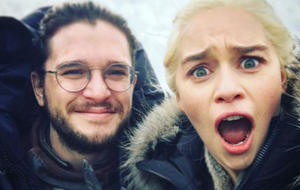 Game of Thrones: Emilia Clarke aka Daenerys und Kit Harington aka Jon Snow