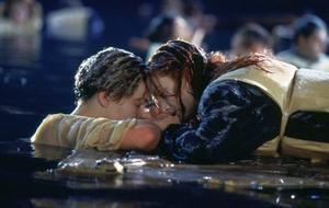 "Titanic": Hätte Jack zu Rose auf die Tür gepasst? Produzent Jon Landau verrät die Antwort