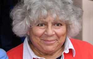 Miriam Margolyes spricht über ihre Erkrankungen.