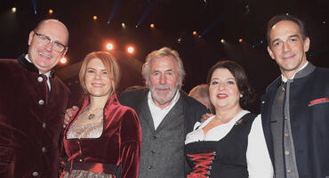 Die "Dahoam is Dahoam"-Stars Silke Popp, Bernhard Ulrich, Harry Blank, Christine Reimer und Hermann Giefer,  