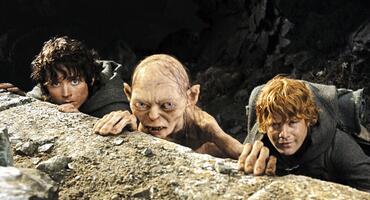 Frodo, Gollum und Sam verstecken sich