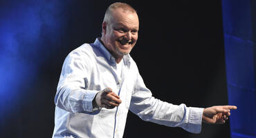 Stefan Raab freut sich