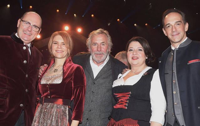 Die &quot;Dahoam is Dahoam&quot;-Stars Silke Popp, Bernhard Ulrich, Harry Blank, Christine Reimer und Hermann Giefer,  