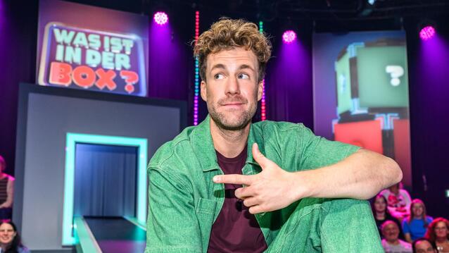 Luke Mockridge im &quot;Was ist in der Box&quot;-Studio