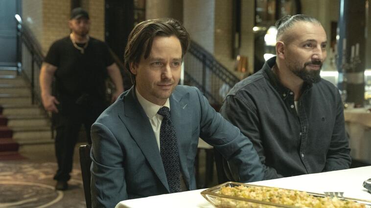 Tom Schilling in "Achtsam Morden"