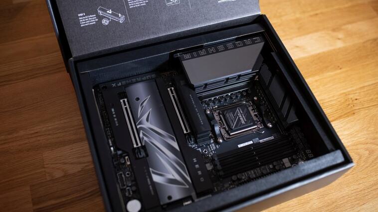 ASUS ROG Crosshair Hero X870E