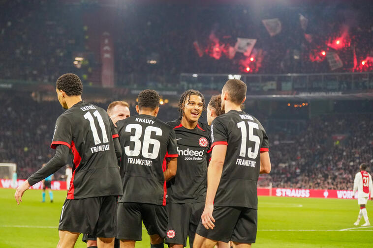 Eintracht Frankfurt will Ajax wieder putzen! So siehst du die Euro League Partie im Stream