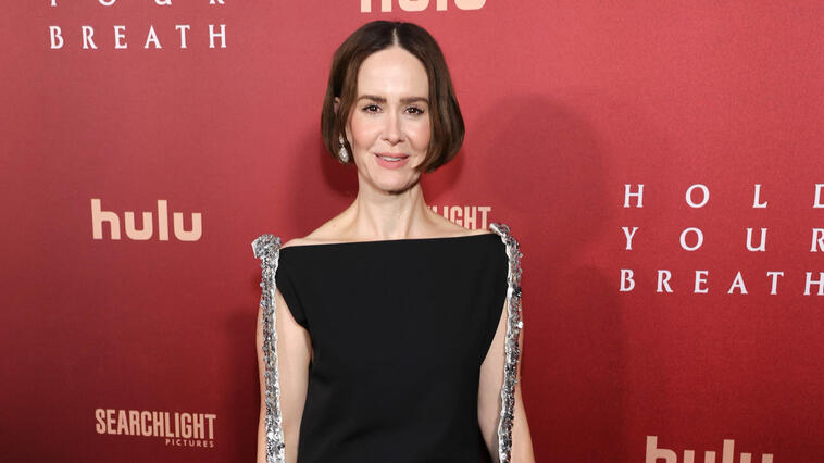 Schauspielerin Sarah Paulson auf dem roten Teppich